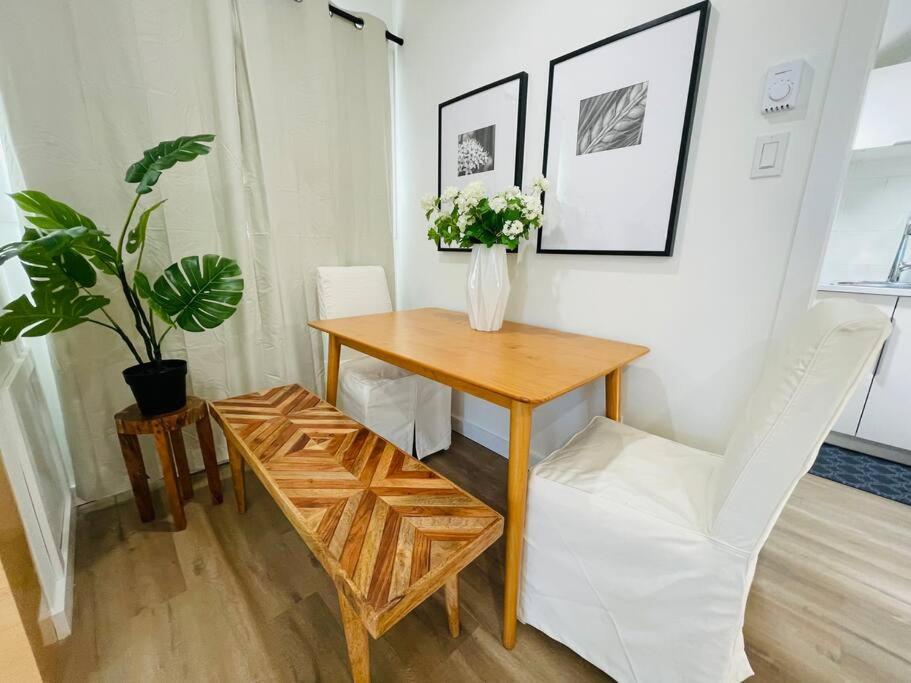 Stylish Cozy One Bedroom Studio With Free Parking Victoria Exterior foto